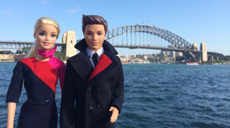 Barbie and Ken in Qantas uniforms out and about in Sydney. (Qantas)