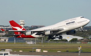 Qantas flights will soon be taking off for London again. (Craig Murray)