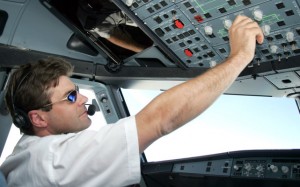 Non rostered on pilots will be barred from the flightdeck under legislation the government is re-introducing. (Paul Sadler)