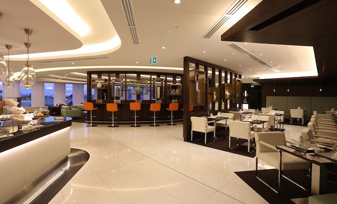 Another view of Etihad's lounge.