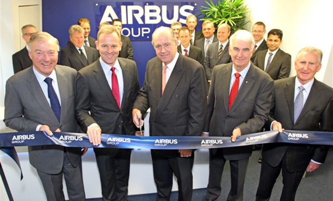 Defence Minister Senator David Johnston (centre)formally opens Airbus Group Australia Pacific's new Canberra headquarters, accompanied (l-r) by board member Mr John Sharpe, Managing Director Dr Jens Goennemann, and board members LTGEN (ret) Ken Gillespie, and Mr Laurie Brereton. (AGAP)