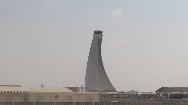 Abu Dhabi Airport AUH Midfield Terminal Building --JW IMG_3949