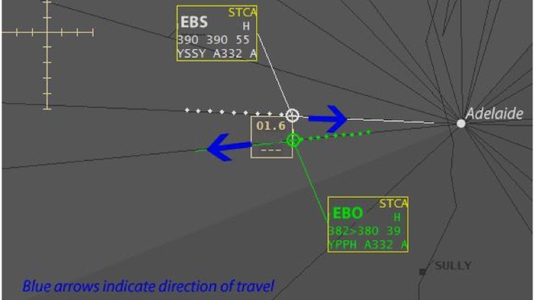 The positions of VH-EBS and VH-EBO. (ATSB)