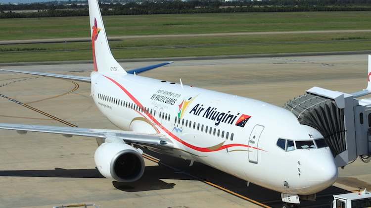 A 2014 image of a Boeing 737-800 P2-PXE at Brisbane Airport. (Andrew Thomas/Wikimedia Commons)