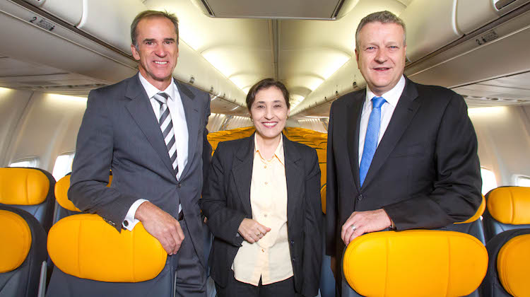 Melbourne Airport chief executive Lyell Strambi, Victorian Minister for Industry Lily D’Ambrosio and Tigerair Australia chief executive Rob Sharp. (Tigerair Australia)