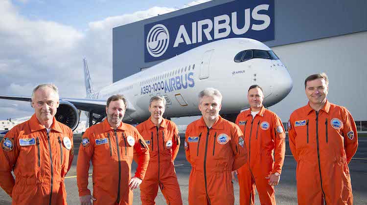 Airbus pilots and test crew for the A350-1000 first flight. (Airbus) 