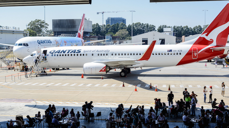A file image of Qantas Boeing 737-800 VH-XZB at the airline's Mascot jetbase in 2013. (Jetstar/Wikimedia Commons)