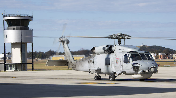 The last S-70B-2 Seahawk to have been deployed returning home to HMAS Albatross. (Defence)
