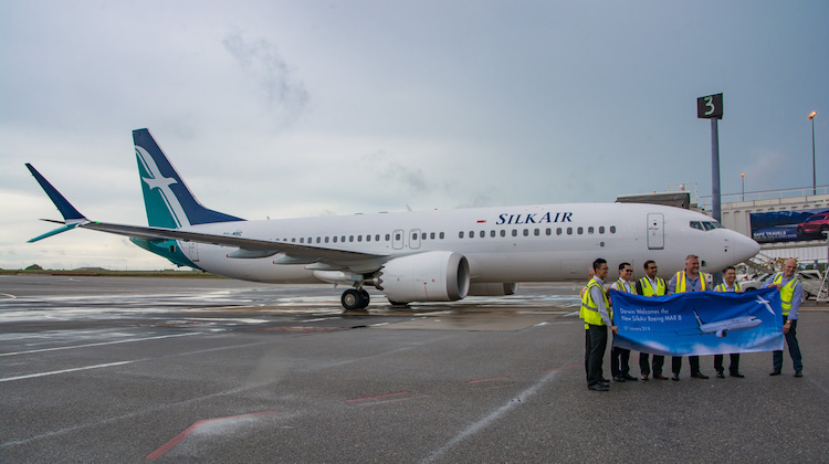 Silkair flight MI801, operated by Boeing 737 MAX 8 9V-MBC, arrives at Darwin Airport. (Sid Mitchell)