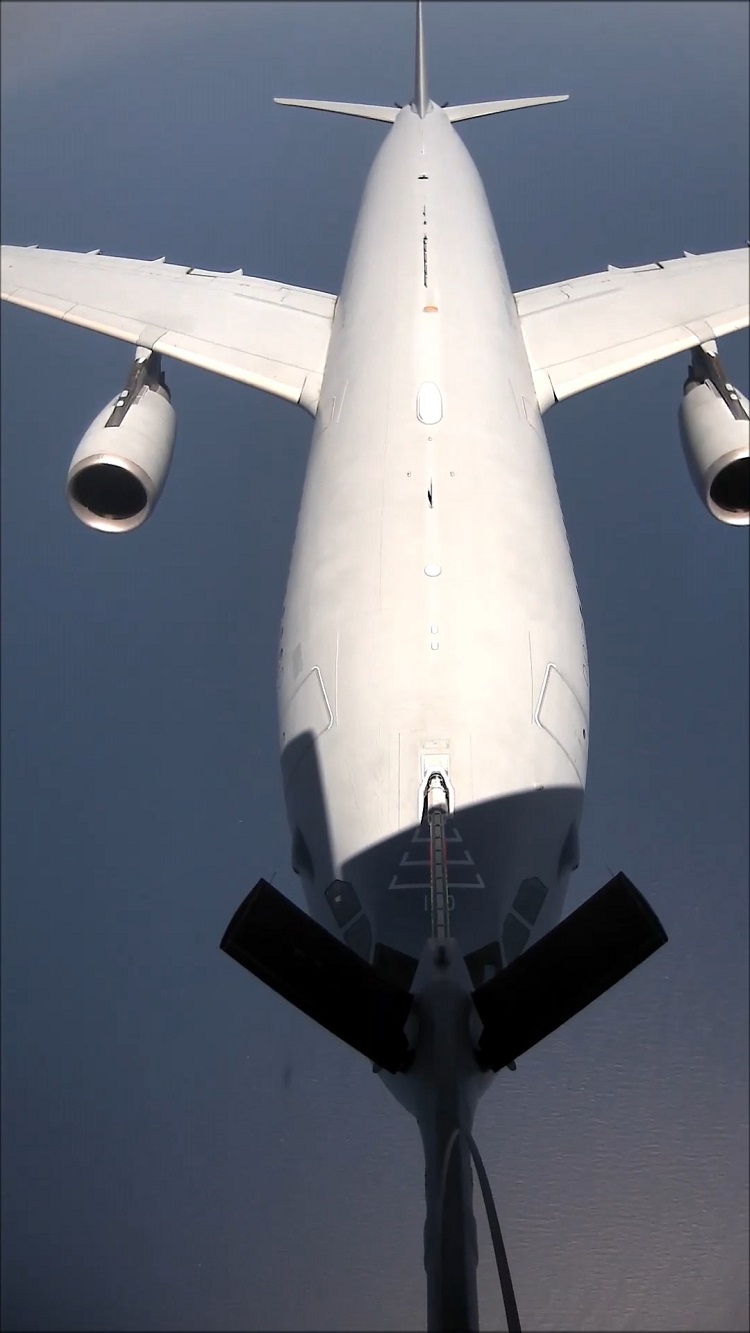 The contact between the A310 MRTT and KC-30A MRTT. (Airbus)