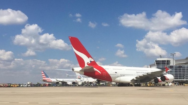Qantas flight QF7 at Dallas/Fort Worth Airport (DFW Airport)