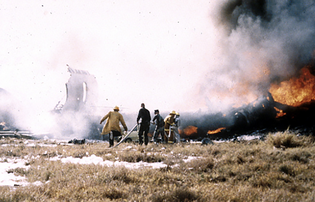  Miraculously the crew of the Guantanamo Bay DC-8 freighter crash survived. (NTSB)