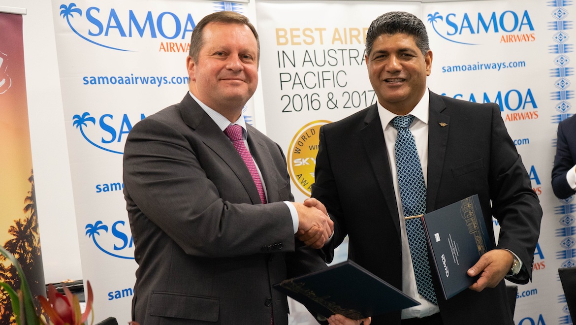 Brisbane Airport chief executive Gert-Jan de Graaff and Samoa Airways chief executive Tupuivao Seiluli Alvin Tuala. (Brisbane Airport)