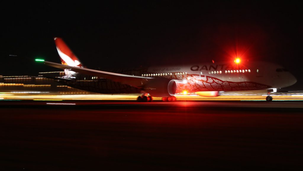 Qantas Boeing 787-9 VH-ZND operating the inaugural QF9 between Perth and London Heathrow. (Victor Pody)