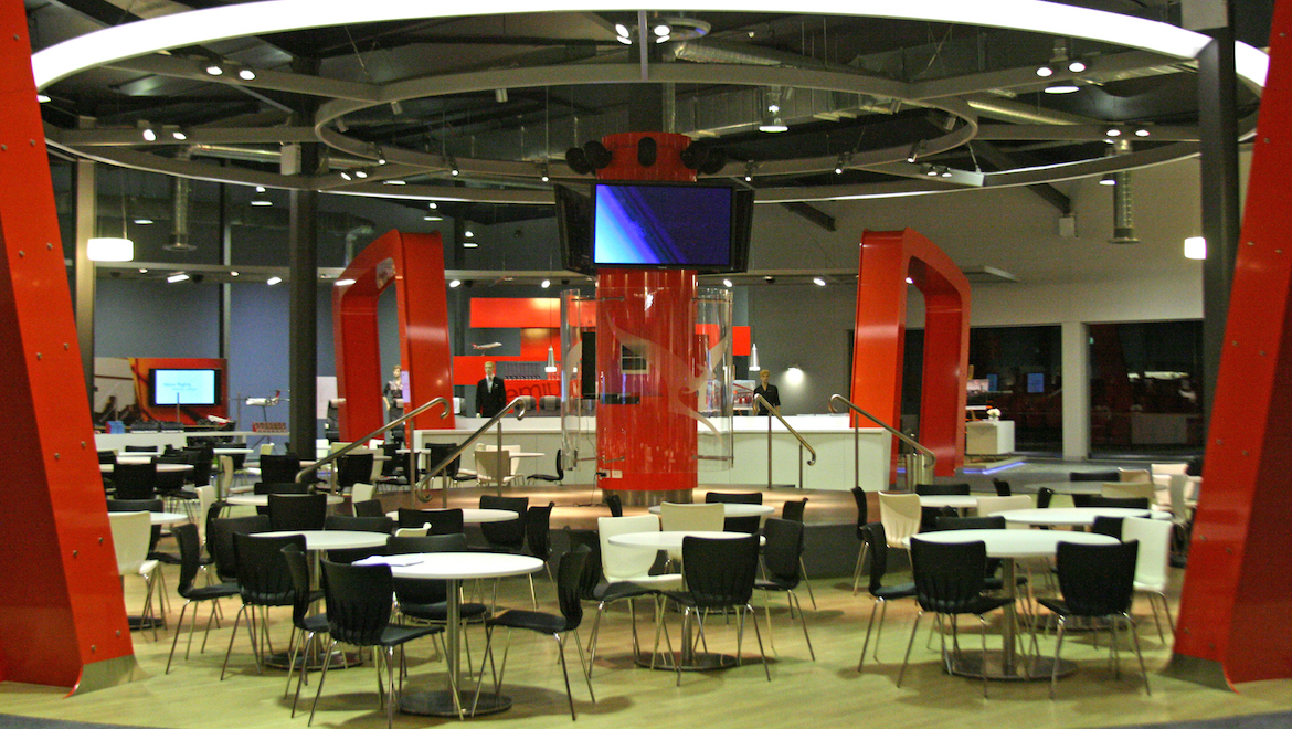 The piazza area is in the centre of the various customer experience zones of the Centre of Service Excellence, allowing staff to view them in a comfortable cafe setting. (Ellis Taylor)