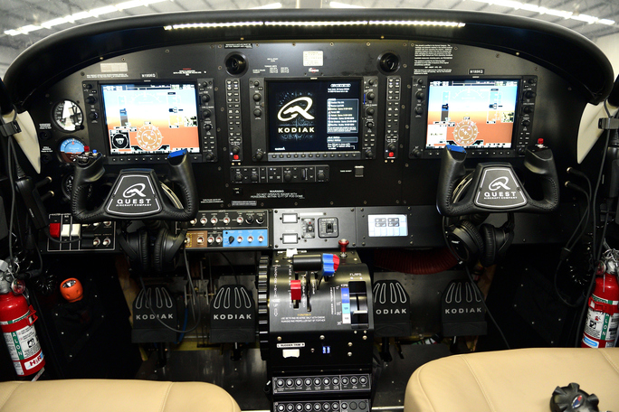 The cockpit is fitted with a Garmin G1000 NZi suite with vertical situation display and an autopilot. The control column is leather-covered and fuel selectors colour-coded. (Grahame Hutchison and Owen Zupp)