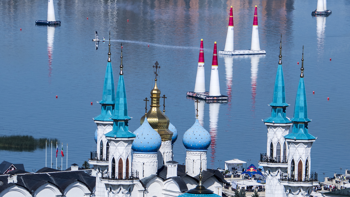 Australia's Matt Hall flying during the 2018 Red Bull Air Race World Championship event in Kazan, Russia. (Red Bull Content Pool)