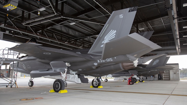 F-35As A35-015 and A35-016 after arriving at Williamtown on September 10. (Defence)