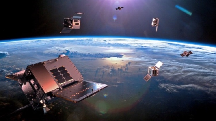 An artist's impression of HawkEye 360’s next-generation satellites in orbit. (HawkEye 360 & UTIAS Space Flight Laboratory)