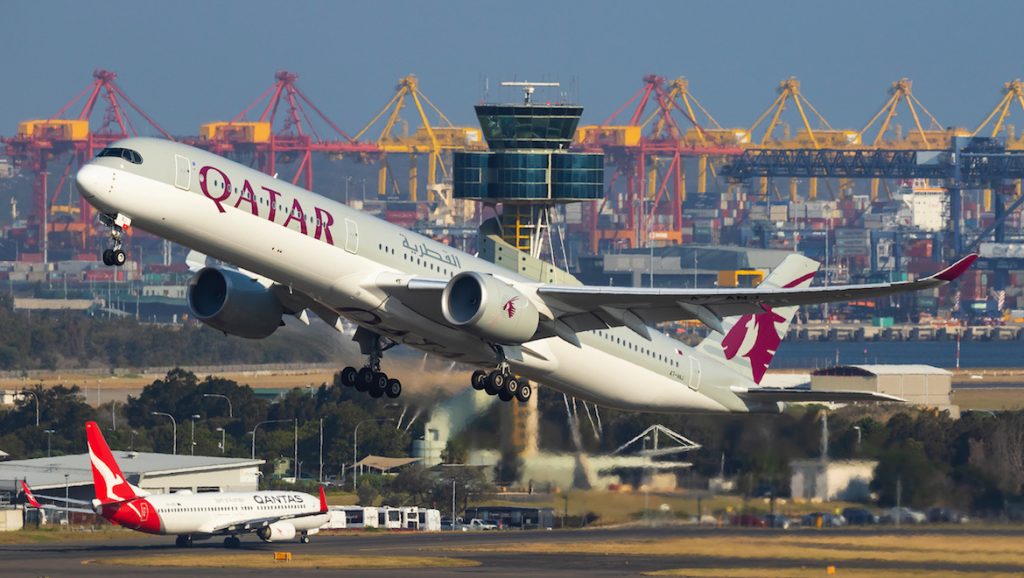 Qatar Airways Airbus A350-1000 A7-ANJ at Sydney Airport. (Seth Jaworski)