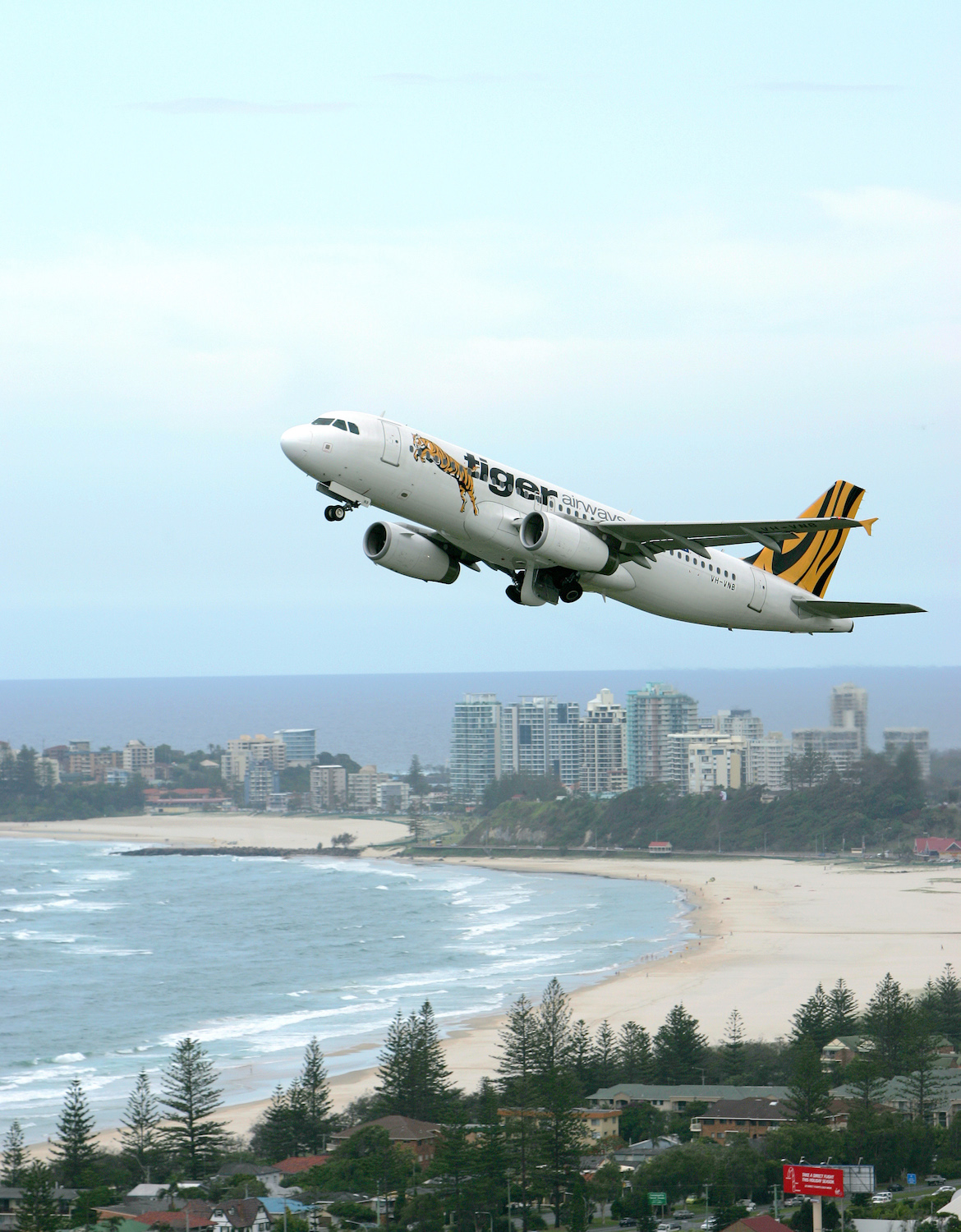A Tiger Airways Australia Airbus A320 takes off. (Paul Sadler)
