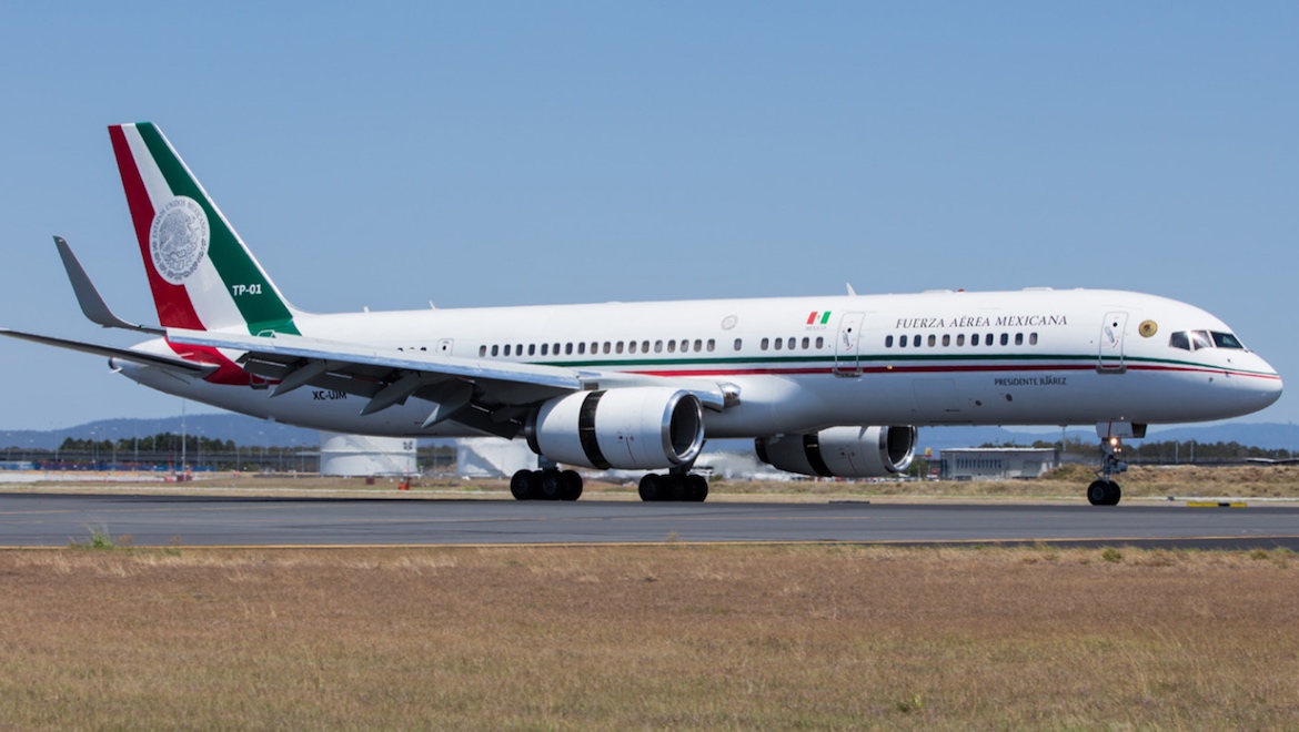 Mexican air force 757-225 TP-01:XC-UJM arrives in Brisbane from Manila on November 14 for the G20 Summit. (Lance Broad)