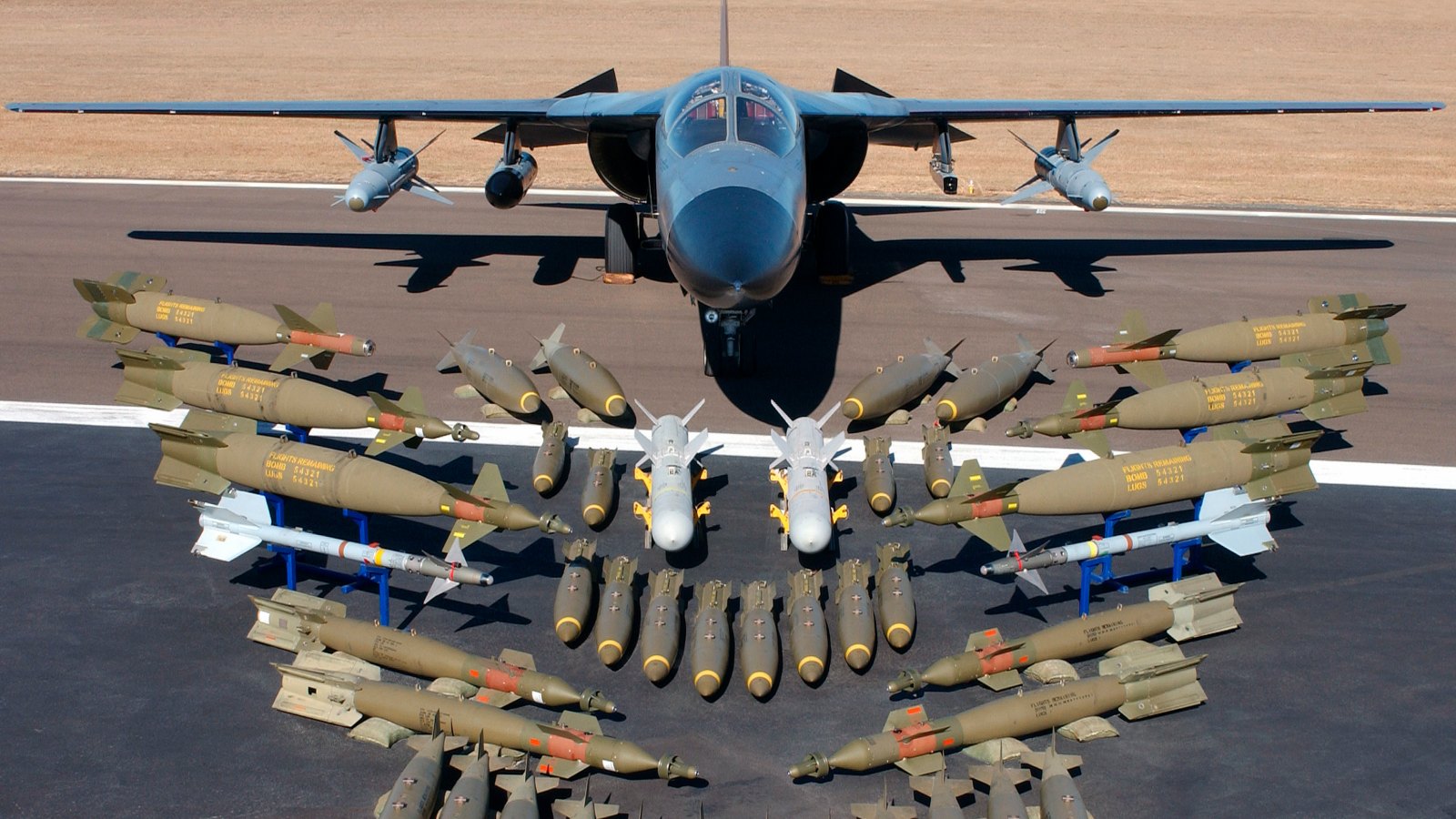RAAF; Amberley; F111; EO; Explosive Ordinance; No.6 Squadron; F-111; Aircraft; Royal Australian Air Force;
