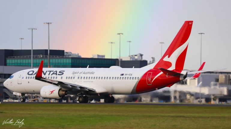 [Image: Victor-Pody-shot-this-Qantas-737-800-VH-VZA-770x431.jpg]