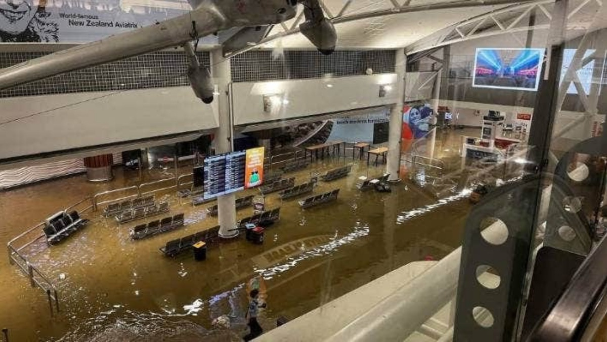 Auckland airport flood